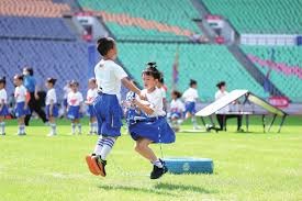 若有所指？道格拉斯-路易斯在社交媒体发文：愿上帝宽恕坏人