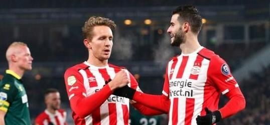 身赛中以微 身赛中以微