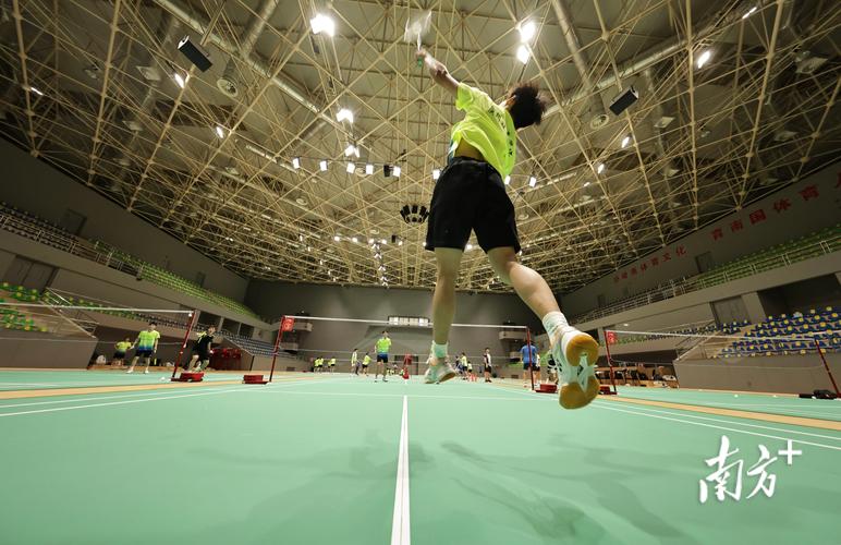 阿斯：皇马密切关注维尼修斯状态，并认为沙特的报价影响到他