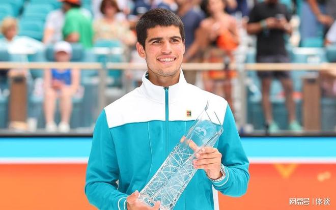 体育中超：河北队1-1战平武汉队进入争冠组