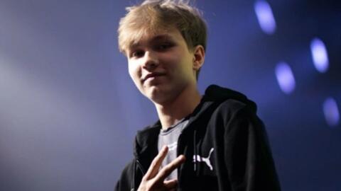 探花秀讨厌大学篮球！埃奇库姆：两个中锋坐镇禁区 我想冲击篮筐太难了