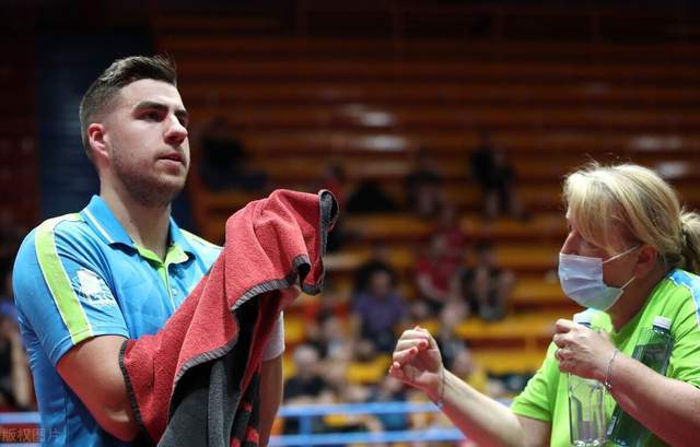 尤其是那些 尤其是那些